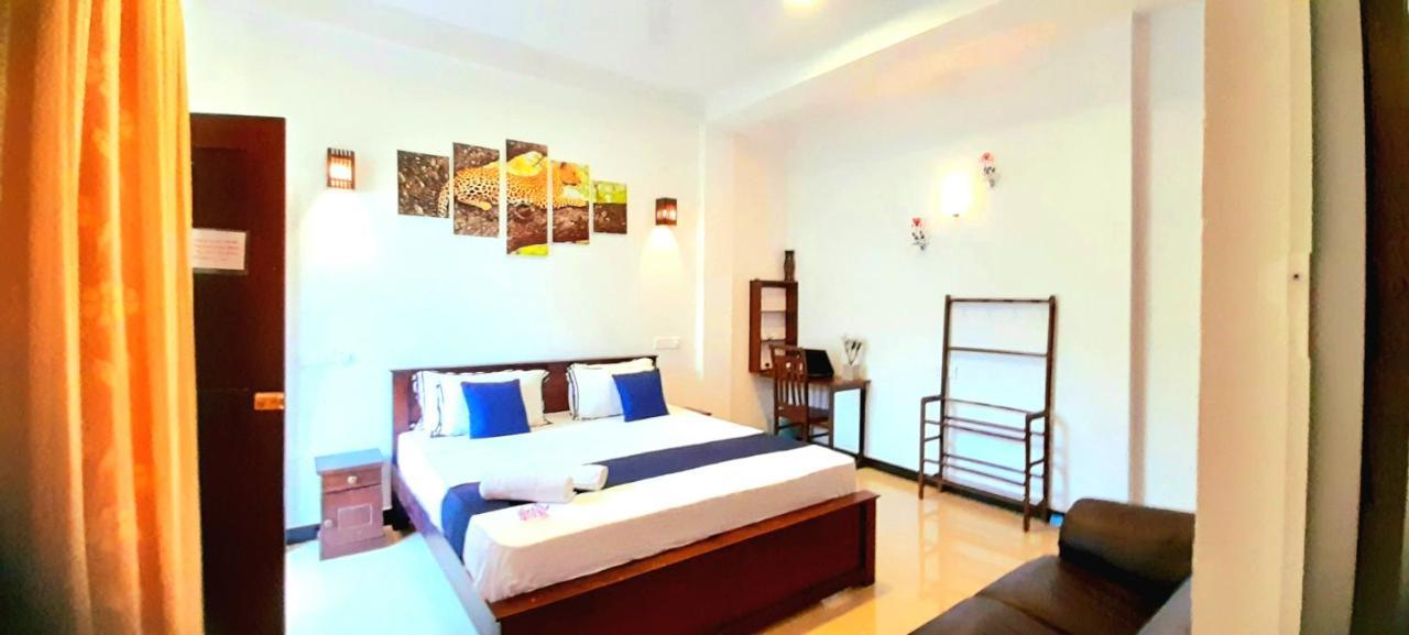 Weligama Watergate Hotel Exterior photo