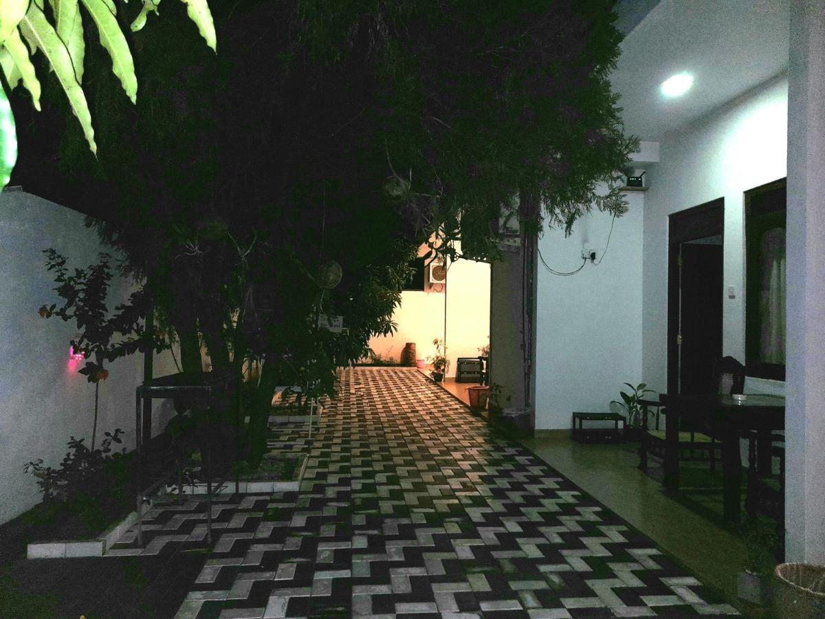 Weligama Watergate Hotel Exterior photo