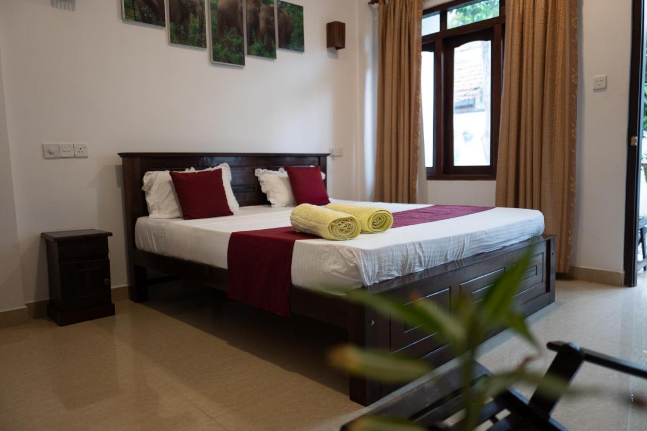 Weligama Watergate Hotel Exterior photo