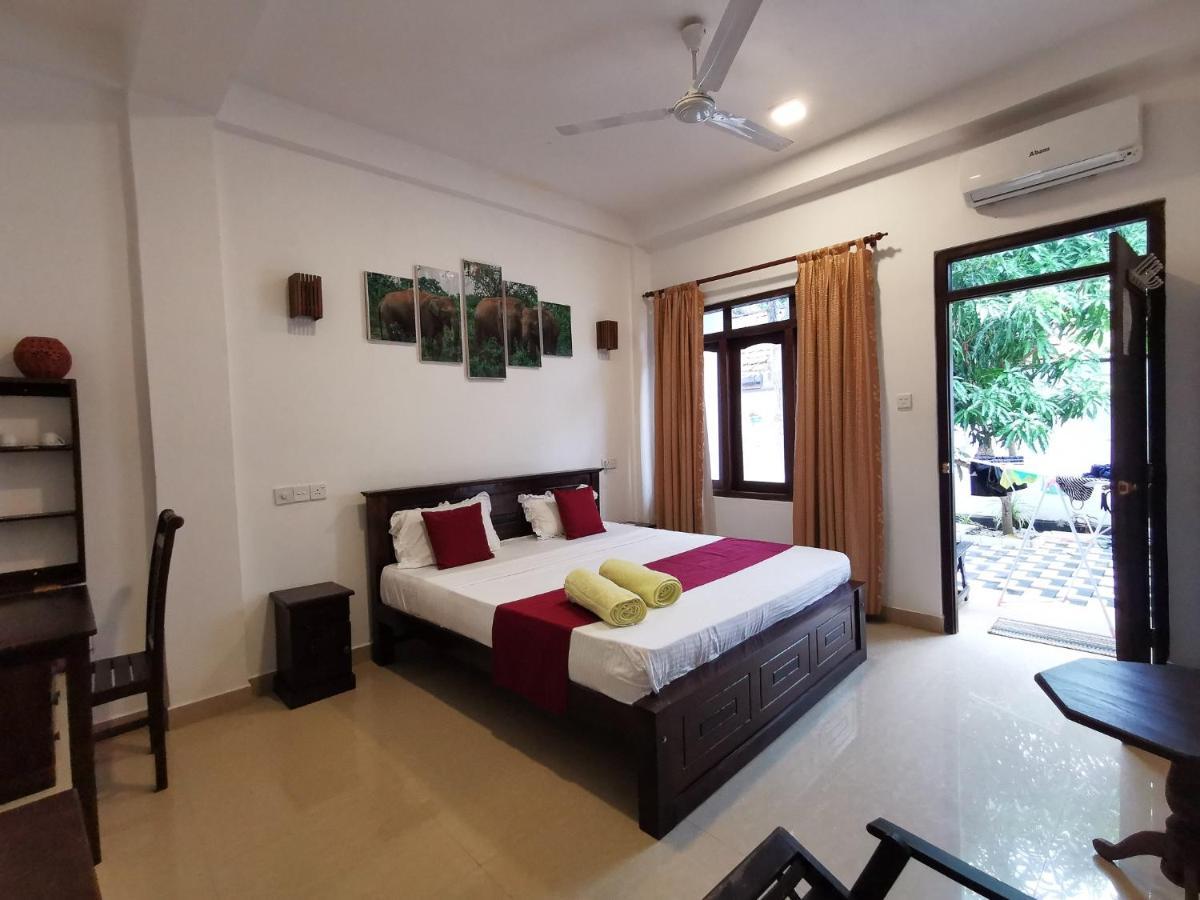 Weligama Watergate Hotel Exterior photo