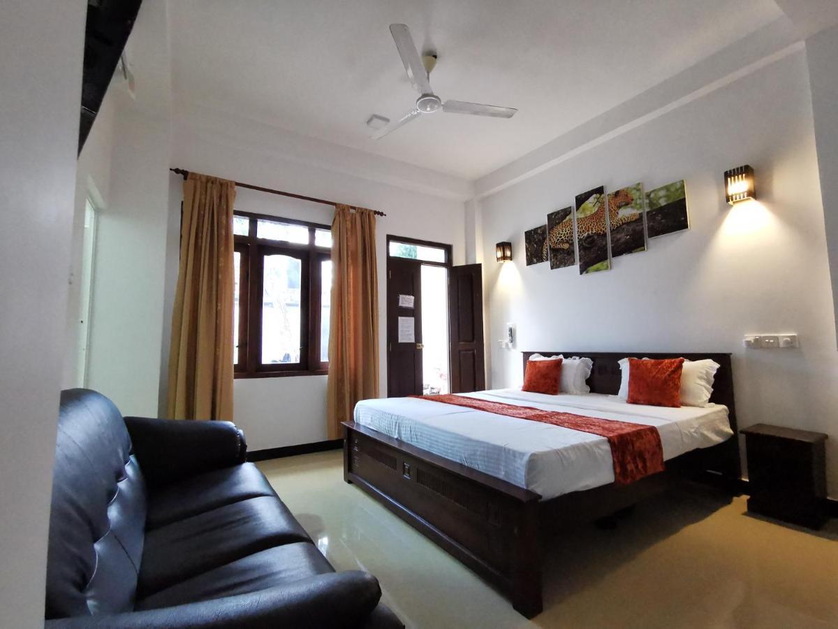 Weligama Watergate Hotel Exterior photo